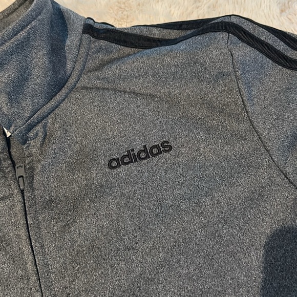 Adidas track jacket, youth large, excellent condition - Picture 2 of 5